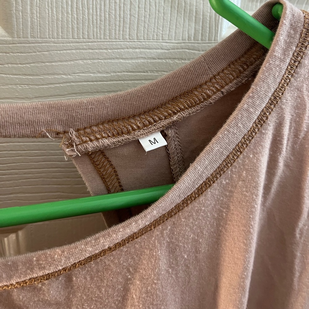 Women’s Crop Shirt - Picture 3 of 3